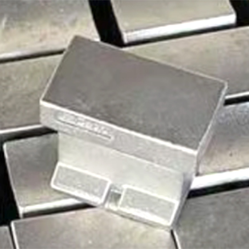 การอัดก้อนหล่ออย่างแม่นยำ